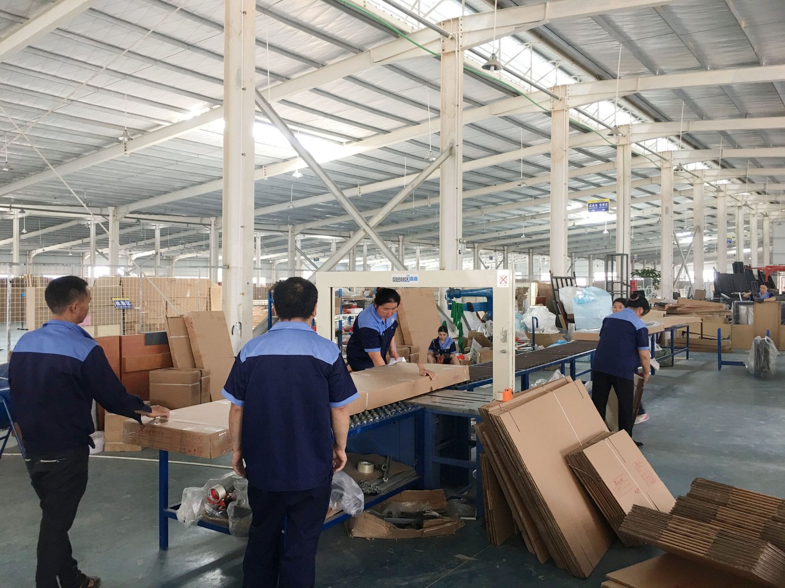 Reference image illustrating protective packing for custom sign shipments